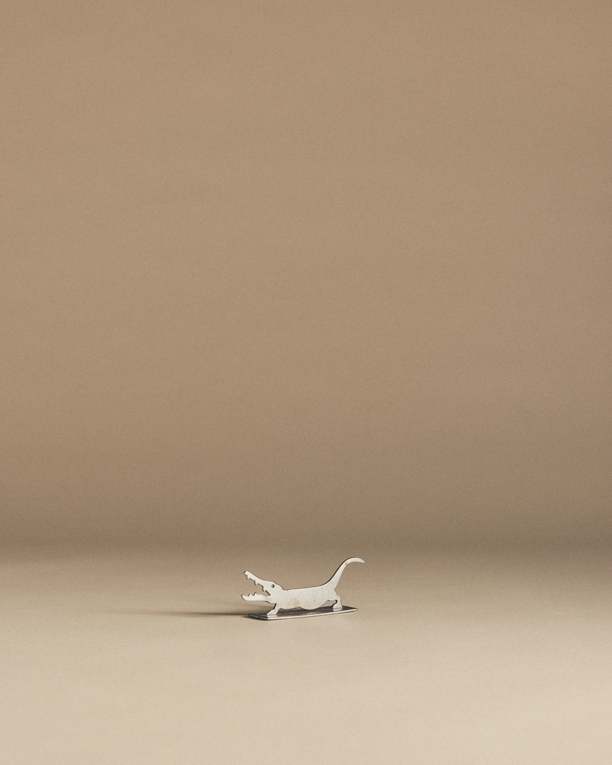 Alligator Cutlery Rests - Image 2