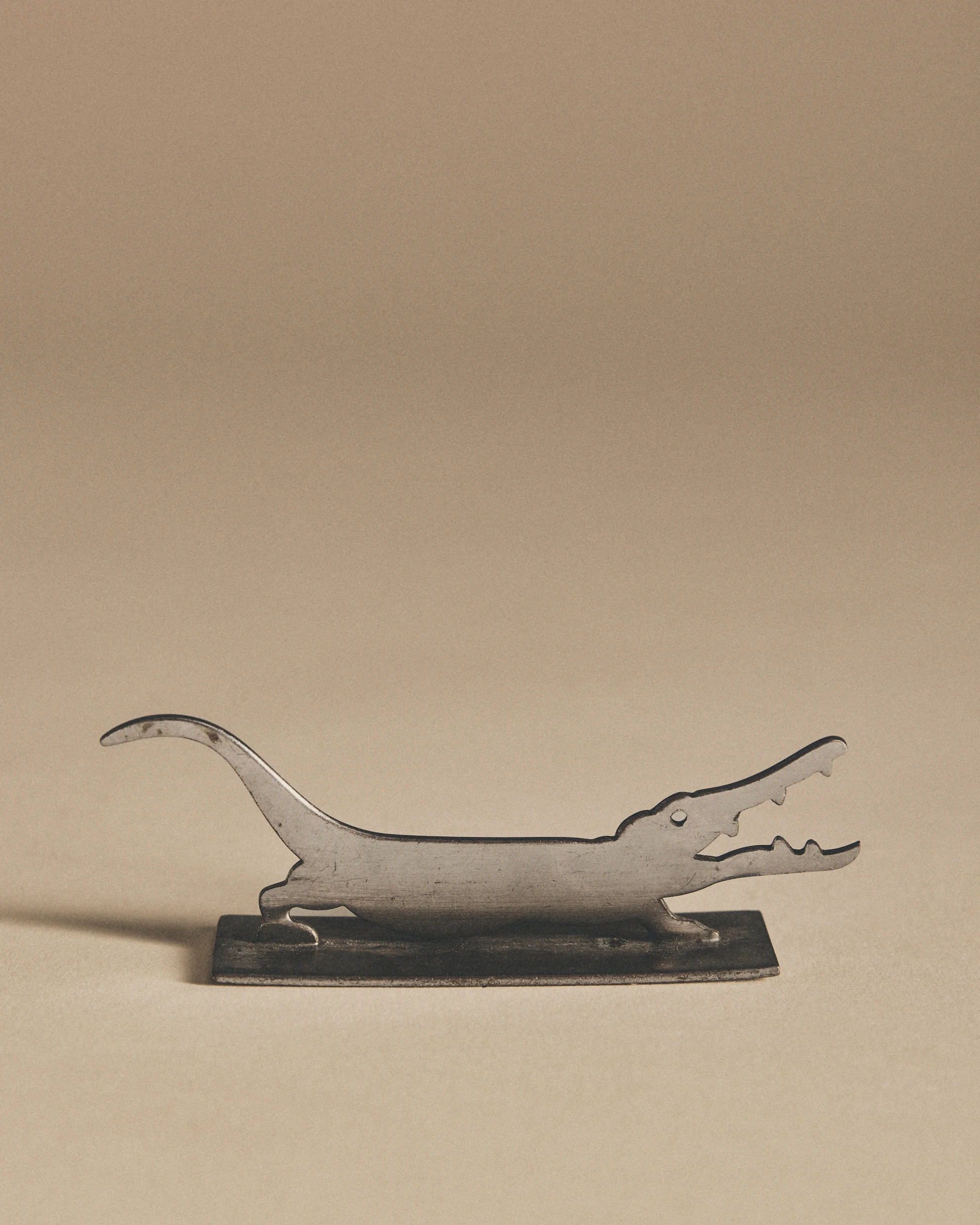 Alligator Cutlery Rests - Image 5
