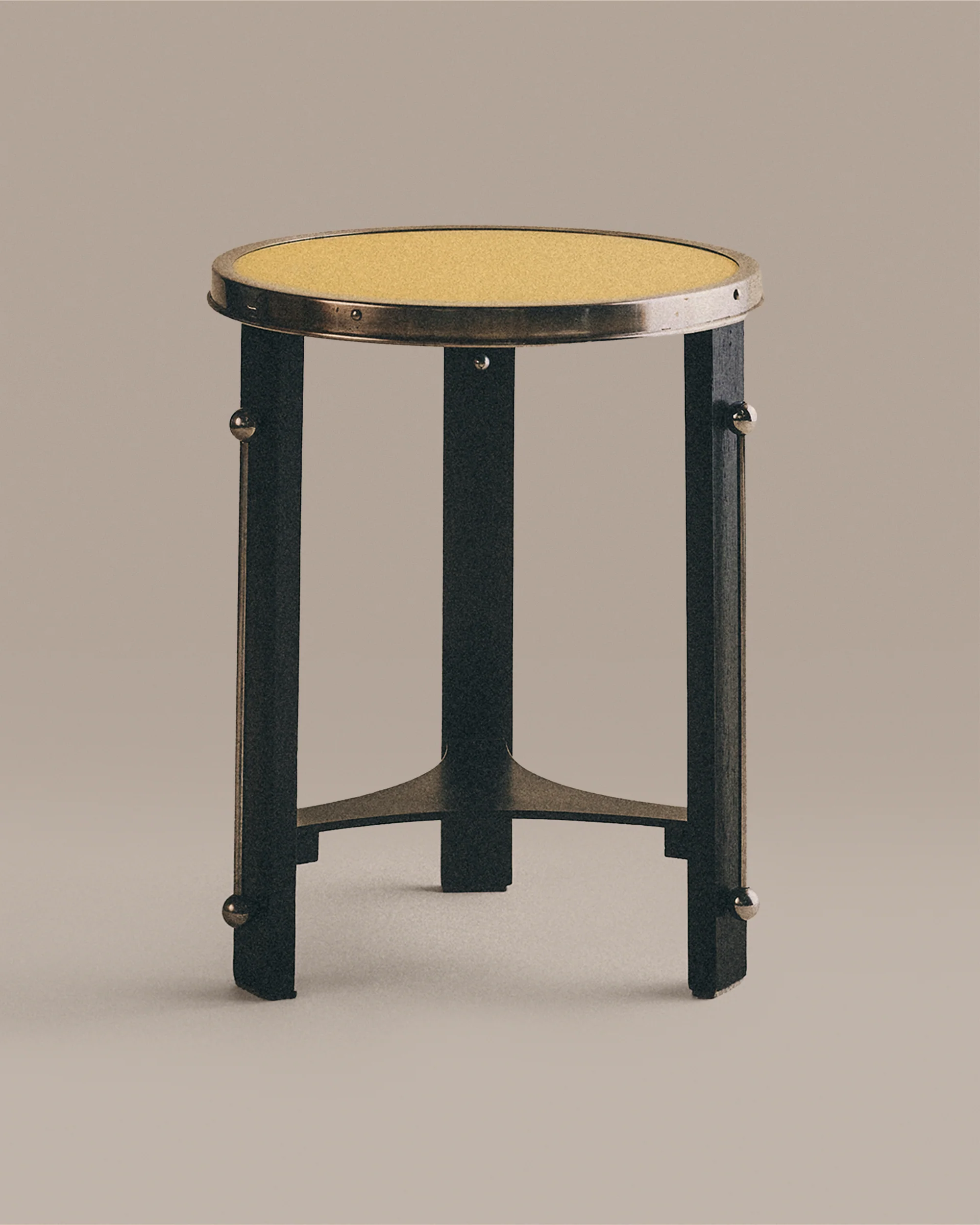 Bauhaus Side Table - Image 4