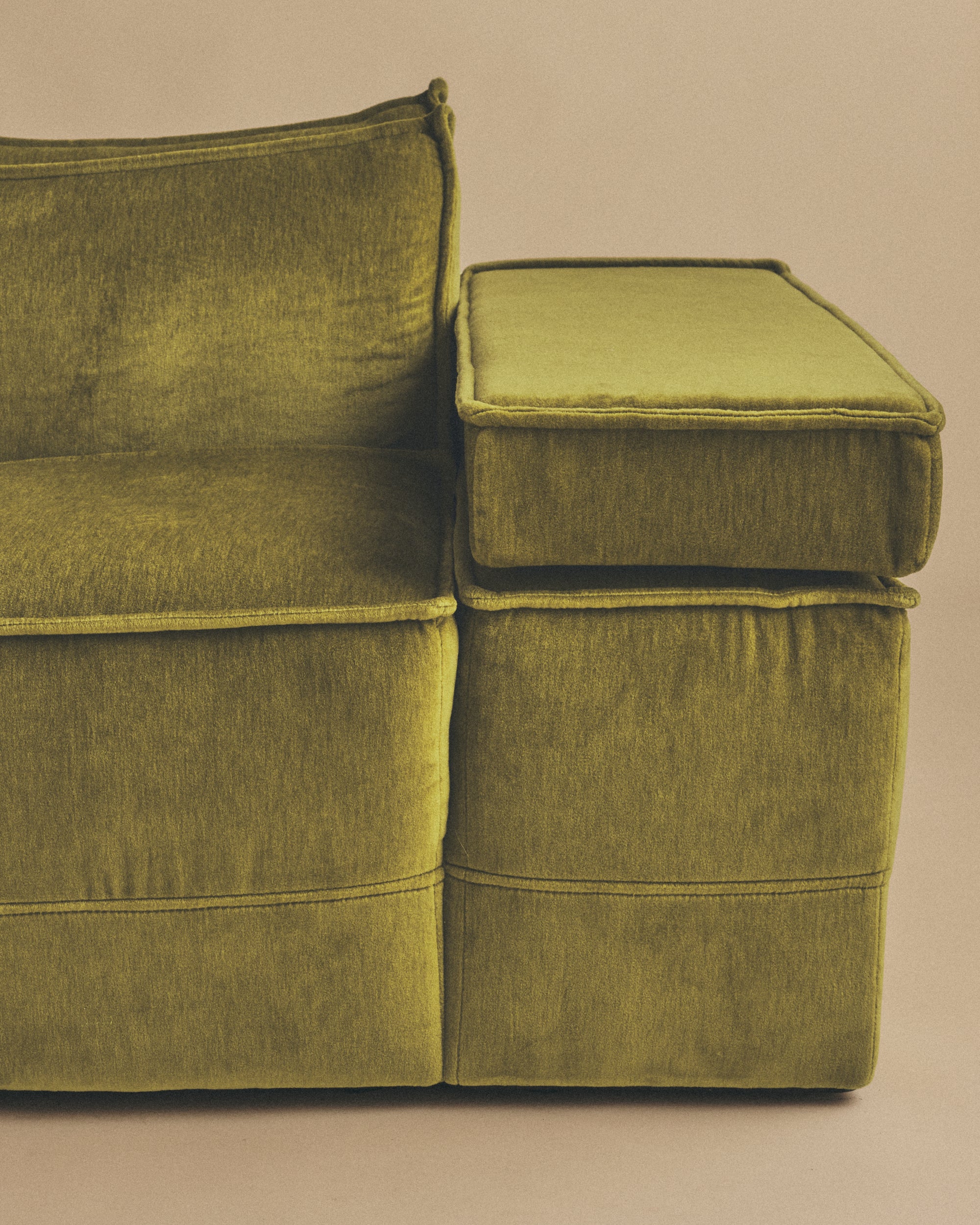 Bonzo Sofa, Alberto Colombi and Gian Paolo Guzzetti, 1975 - Image 3