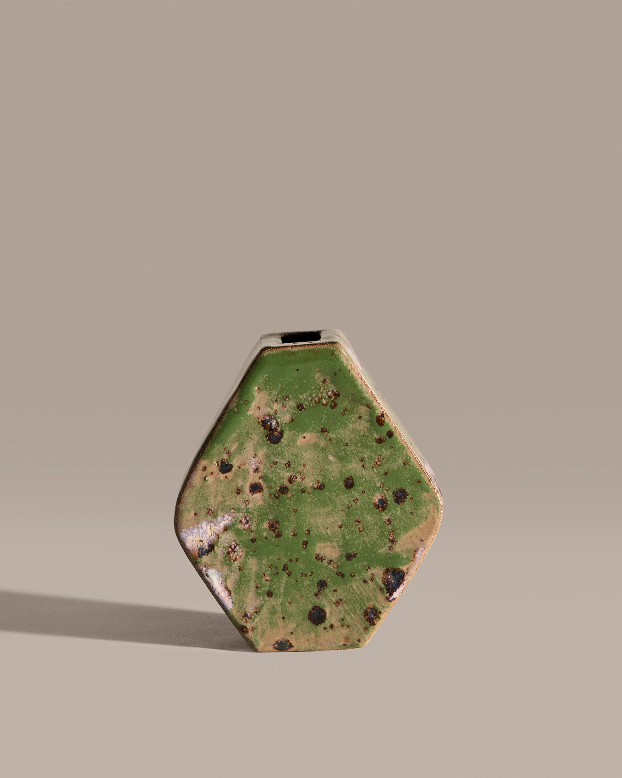 Diamond Bud Vase - Image 3
