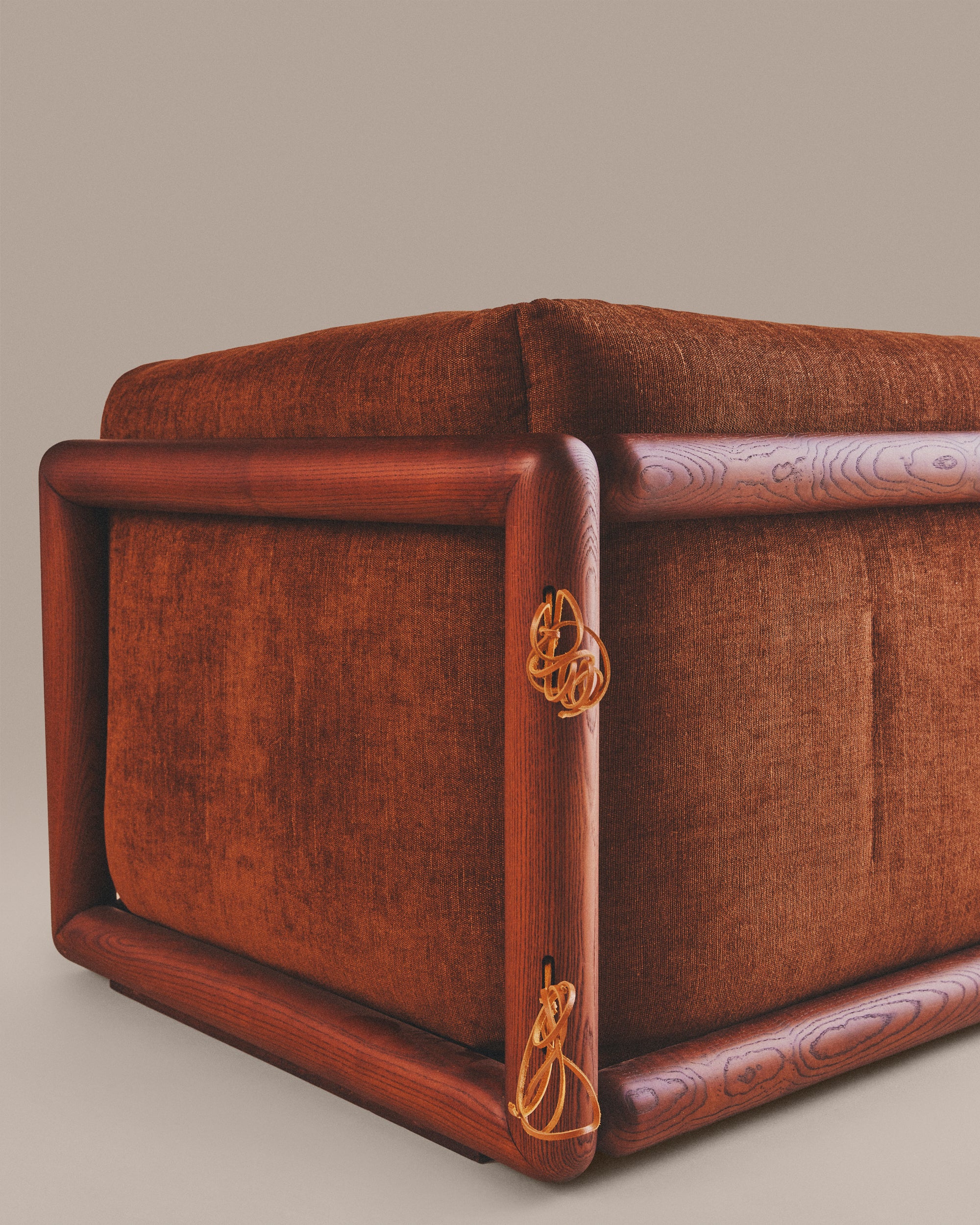 Cornaro Puff and Ottoman - Image 2