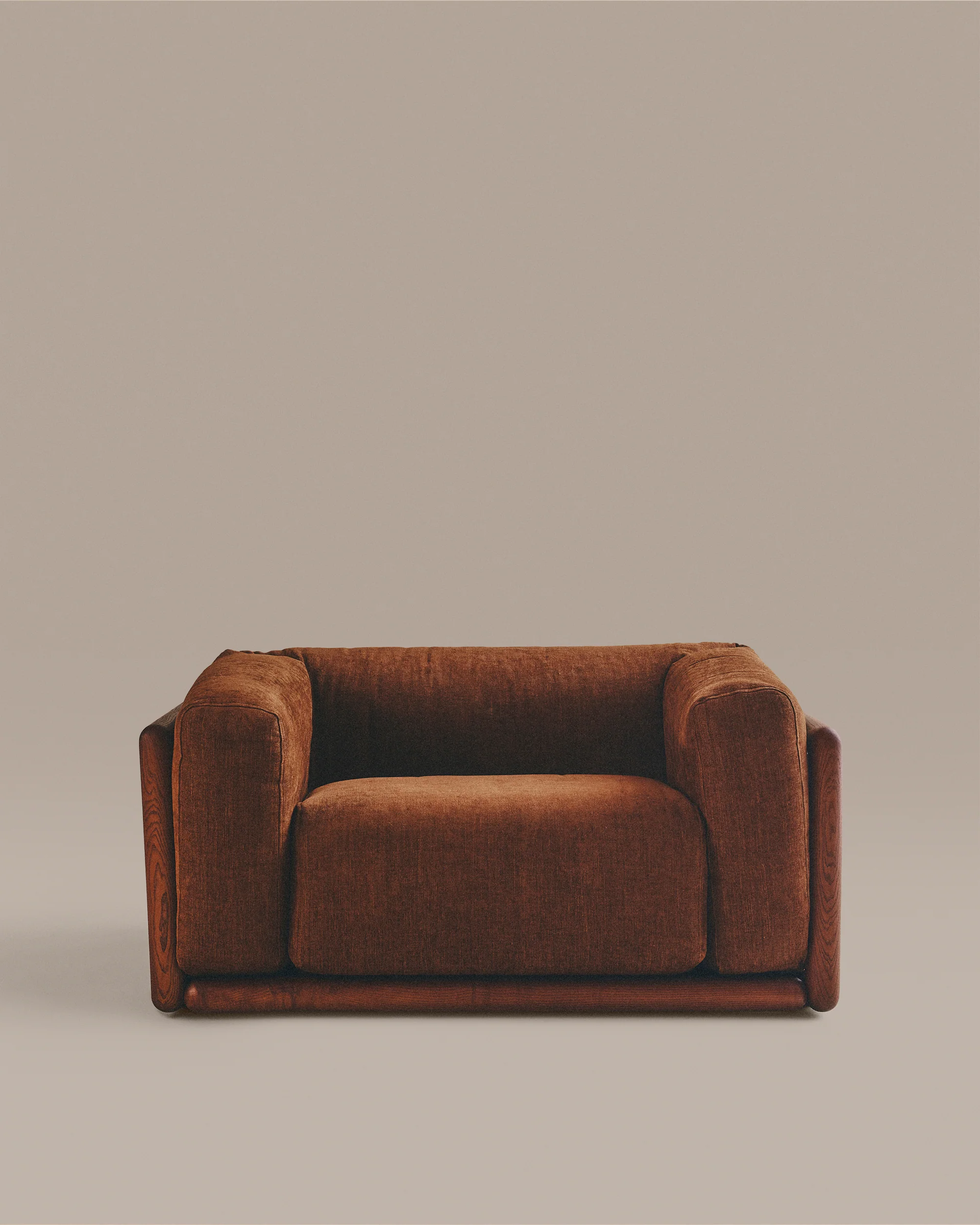 Cornaro Puff and Ottoman - Image 3