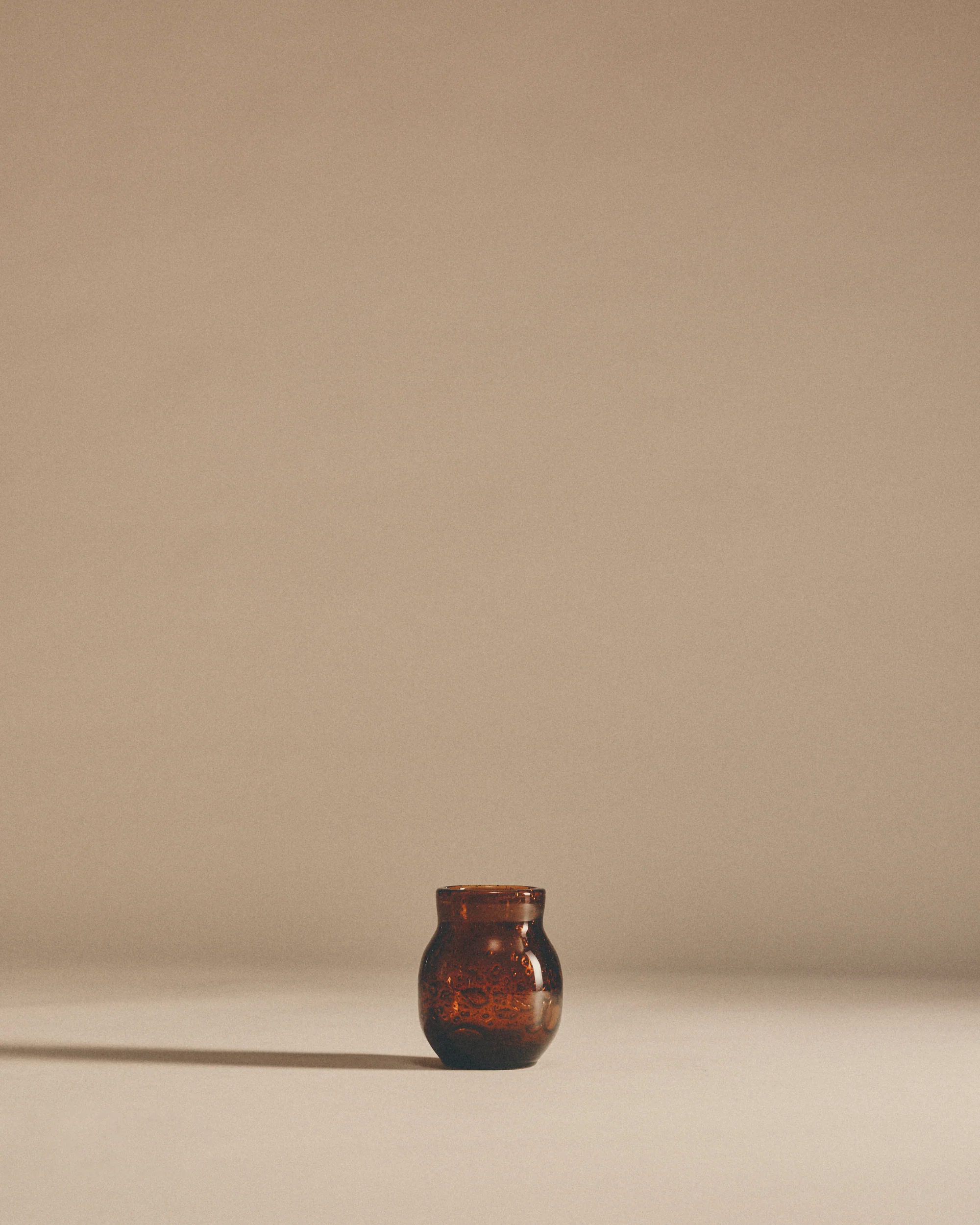 Erik Höglund, Amber Bottle 3