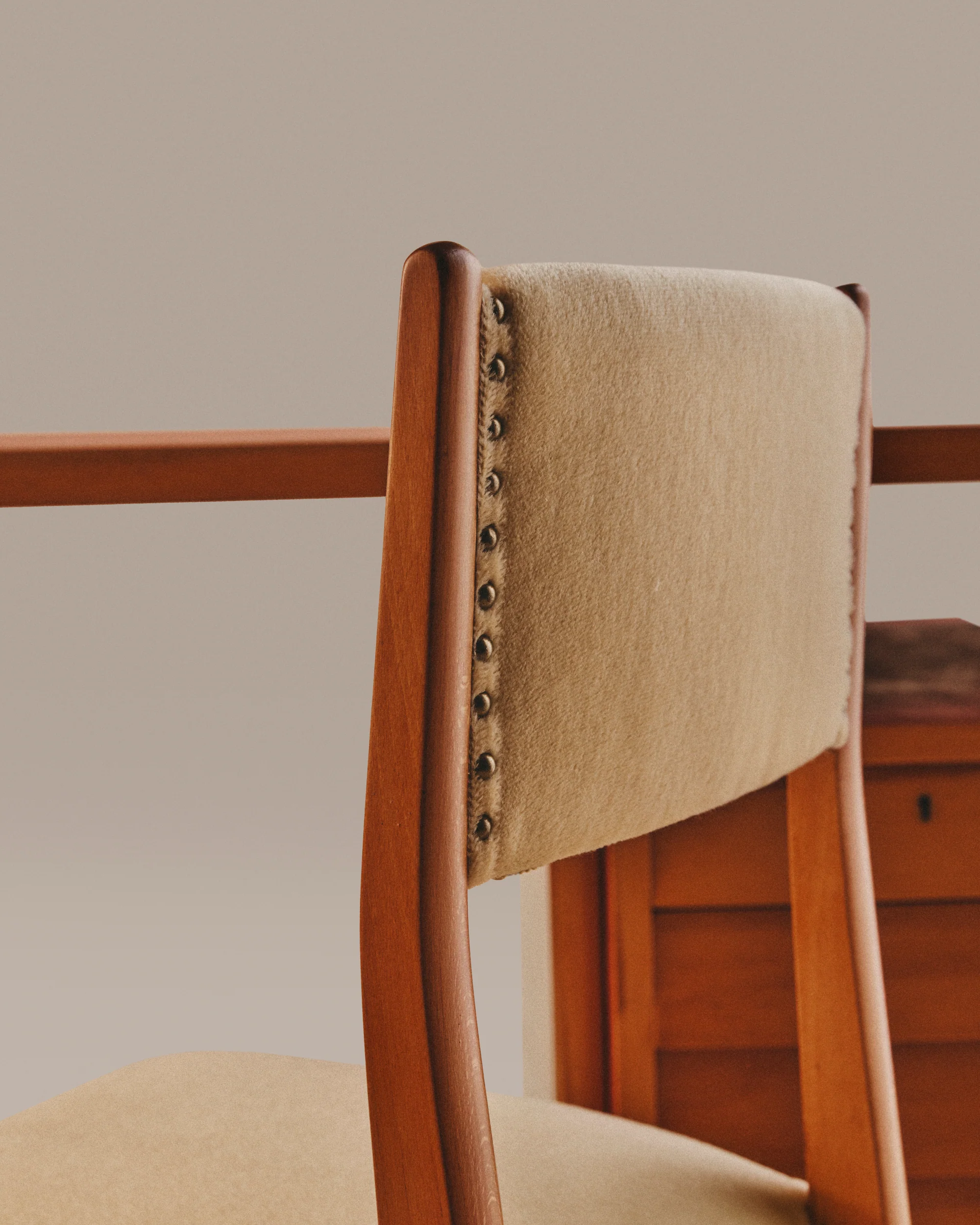 Forli Double Pedestal Desk and Chair - Image 4