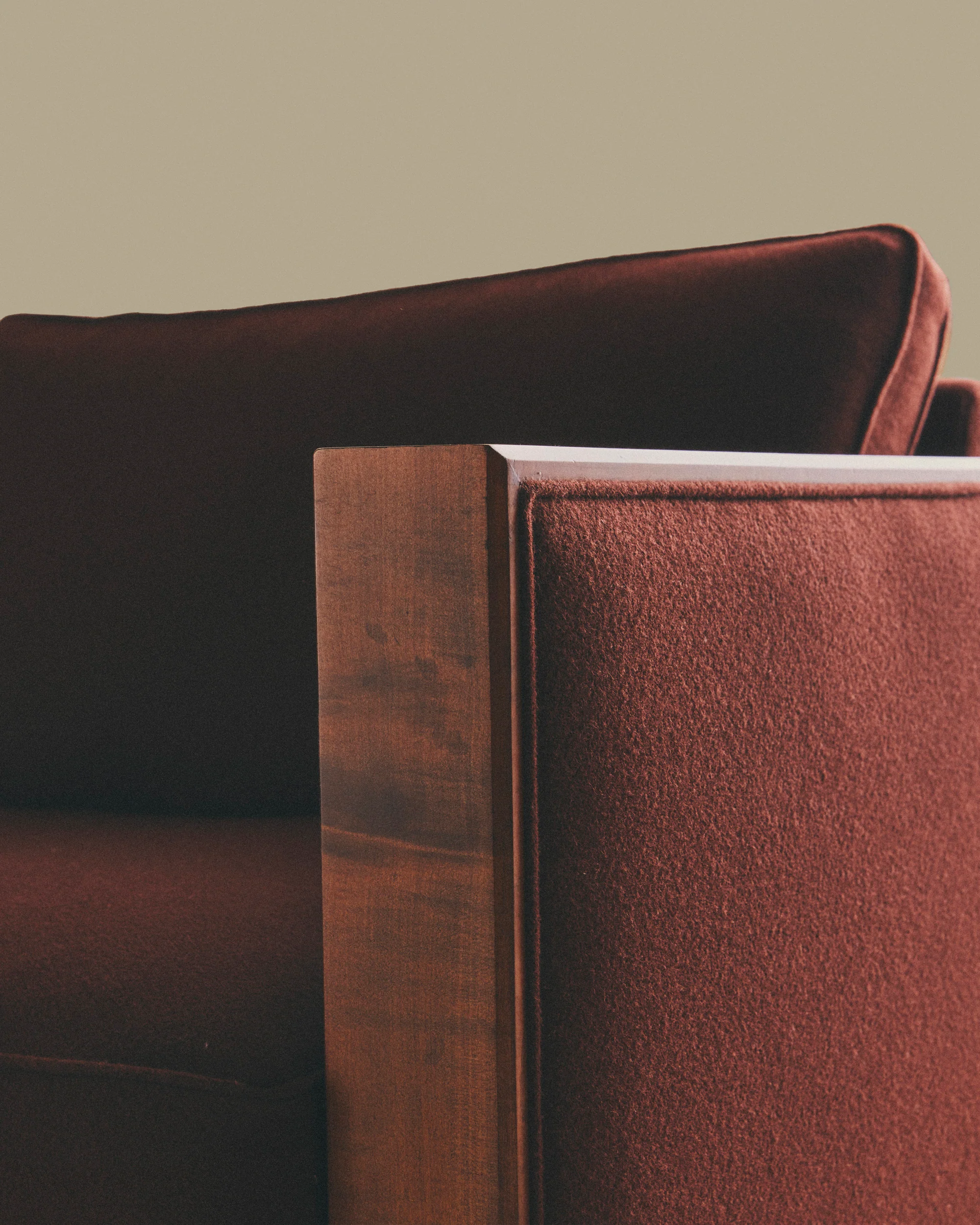 Fox Trot Sofa - Image 2