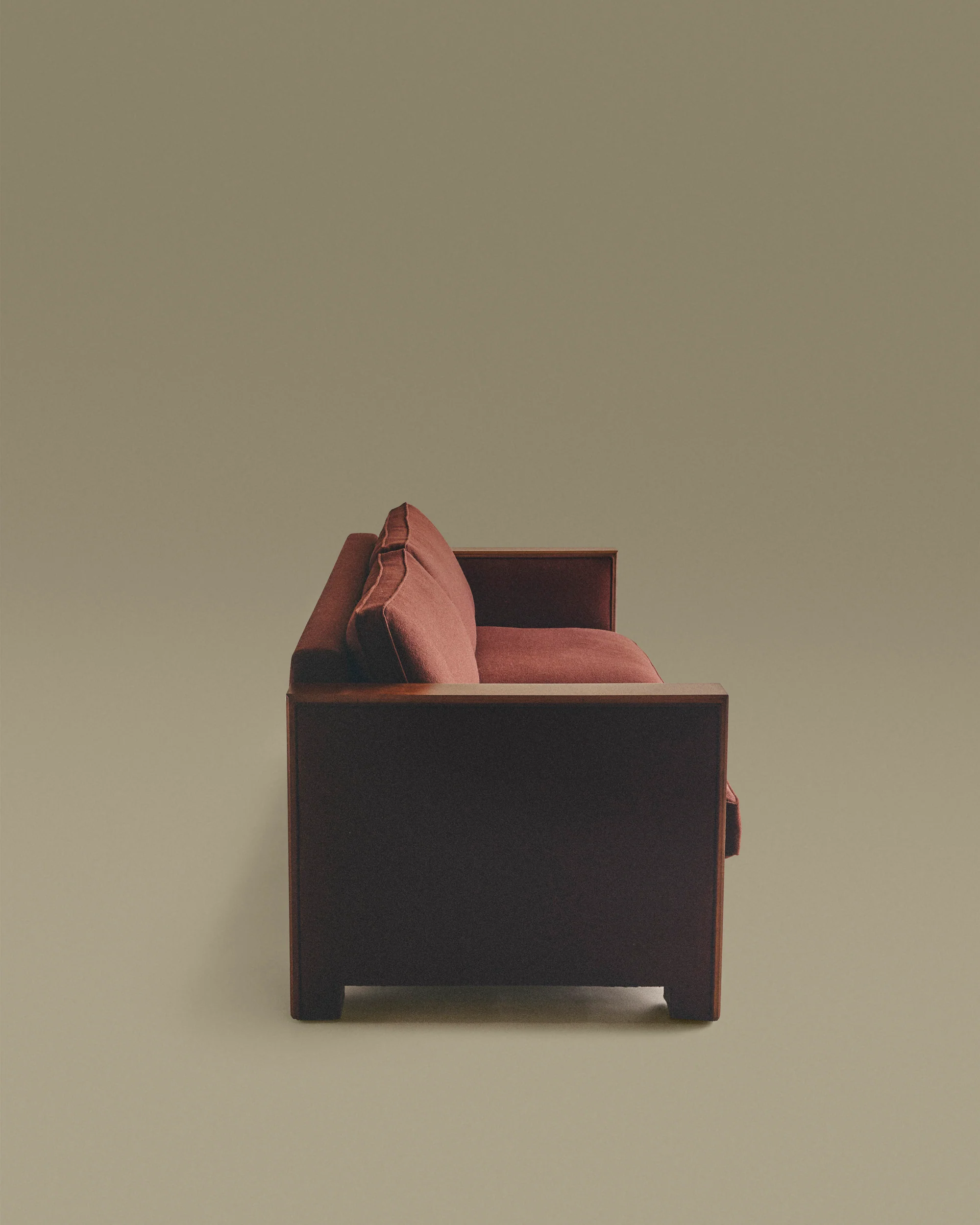 Fox Trot Sofa - Image 4