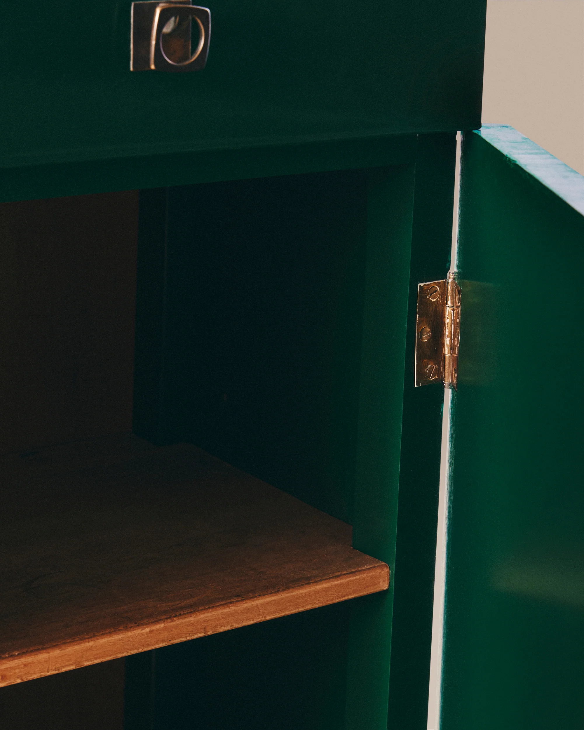 Green Lacquered Sideboard - Image 3