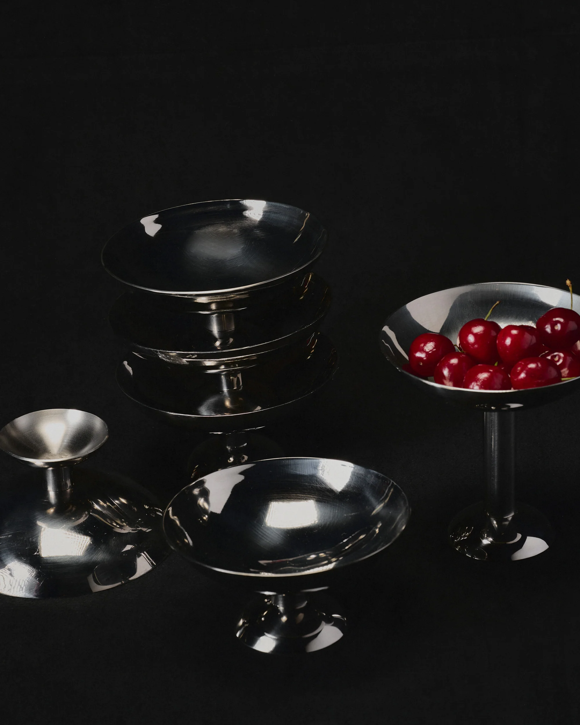 Metal Champagne Coupe Tall - Image 3