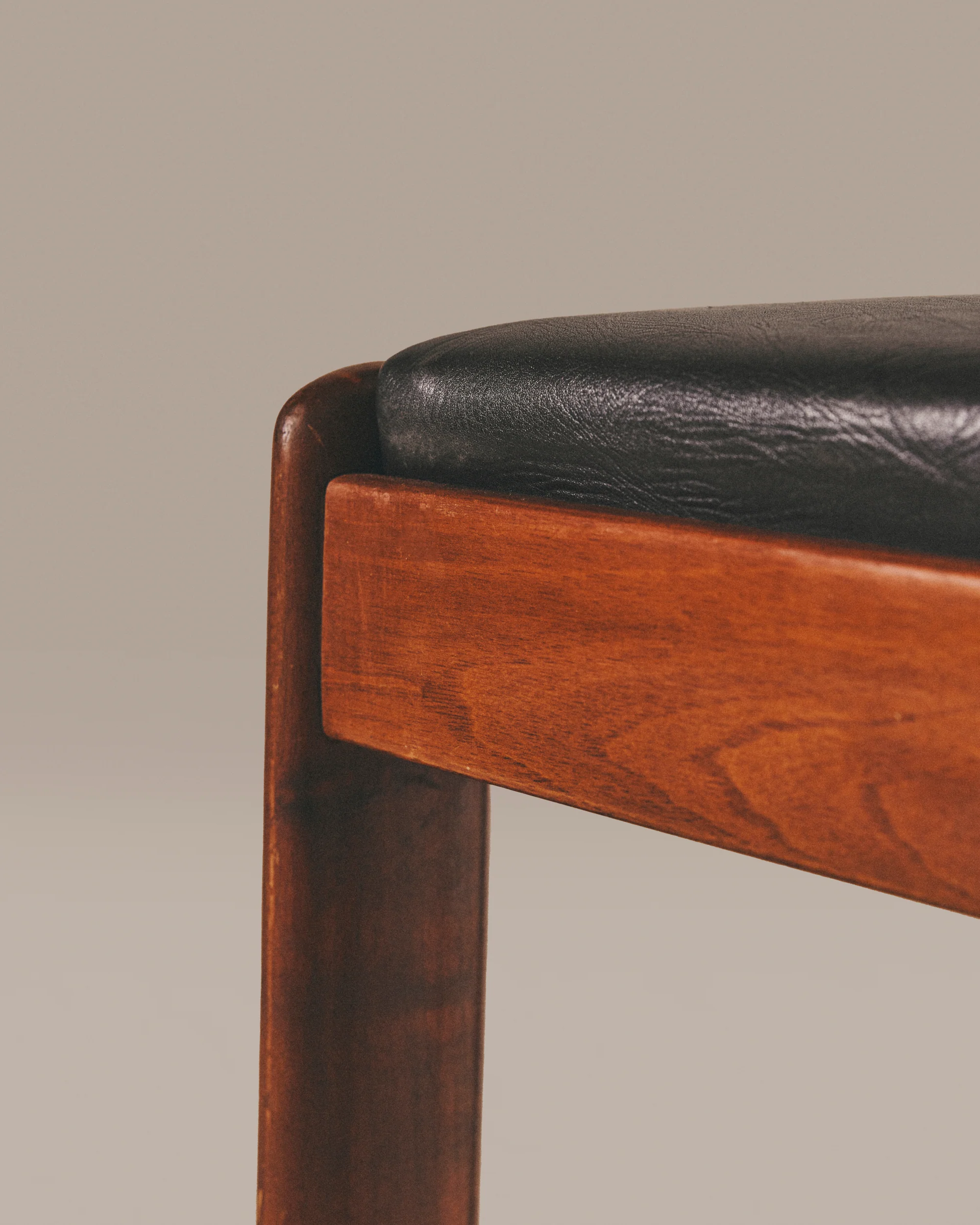 Mod. 330 Chairs - Image 7