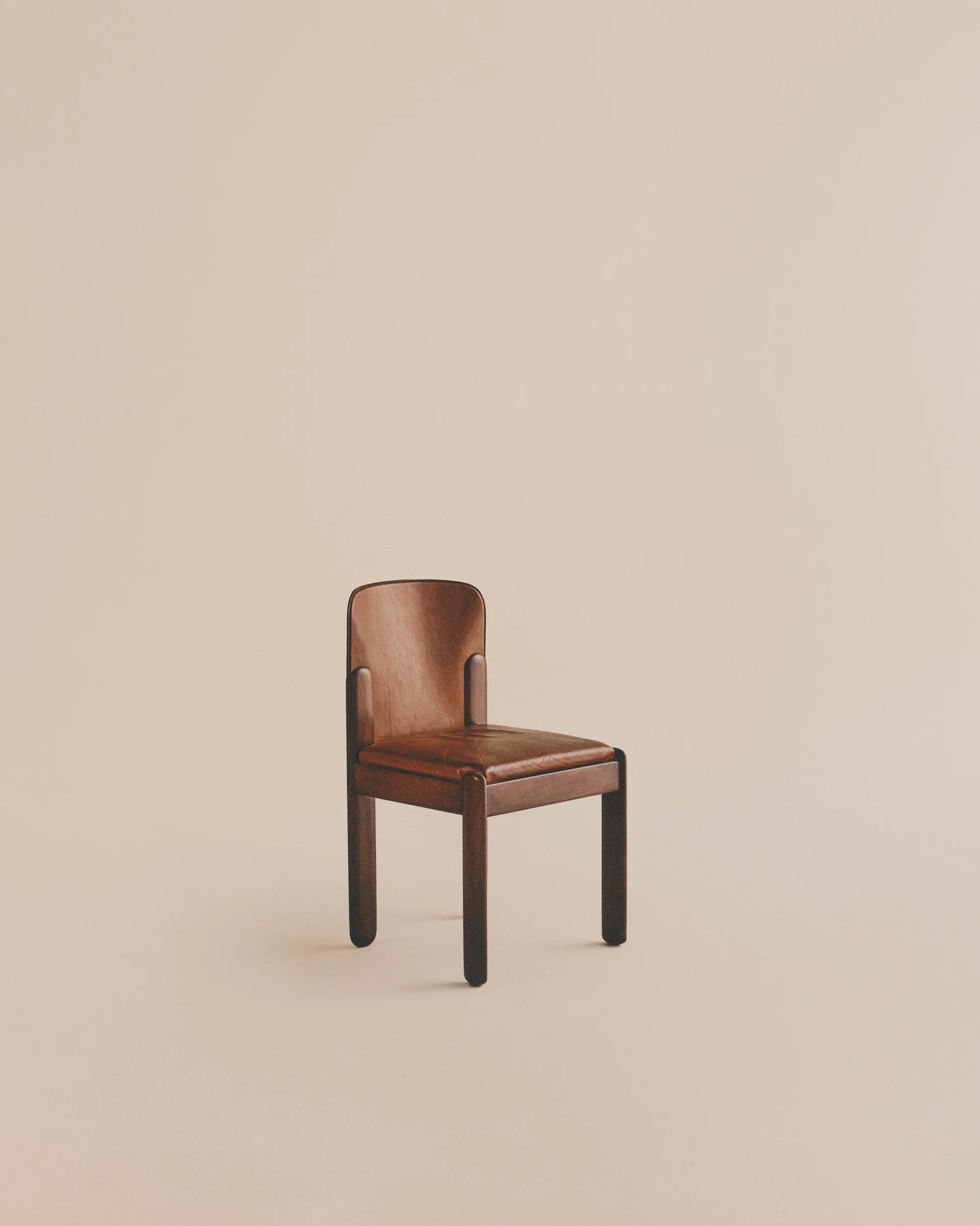 Mod. 330 Chairs