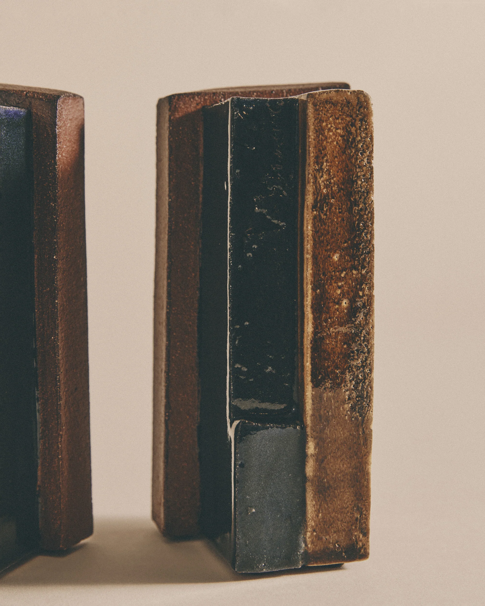 Navy Turmeric & Green Slab Bookends - Image 3