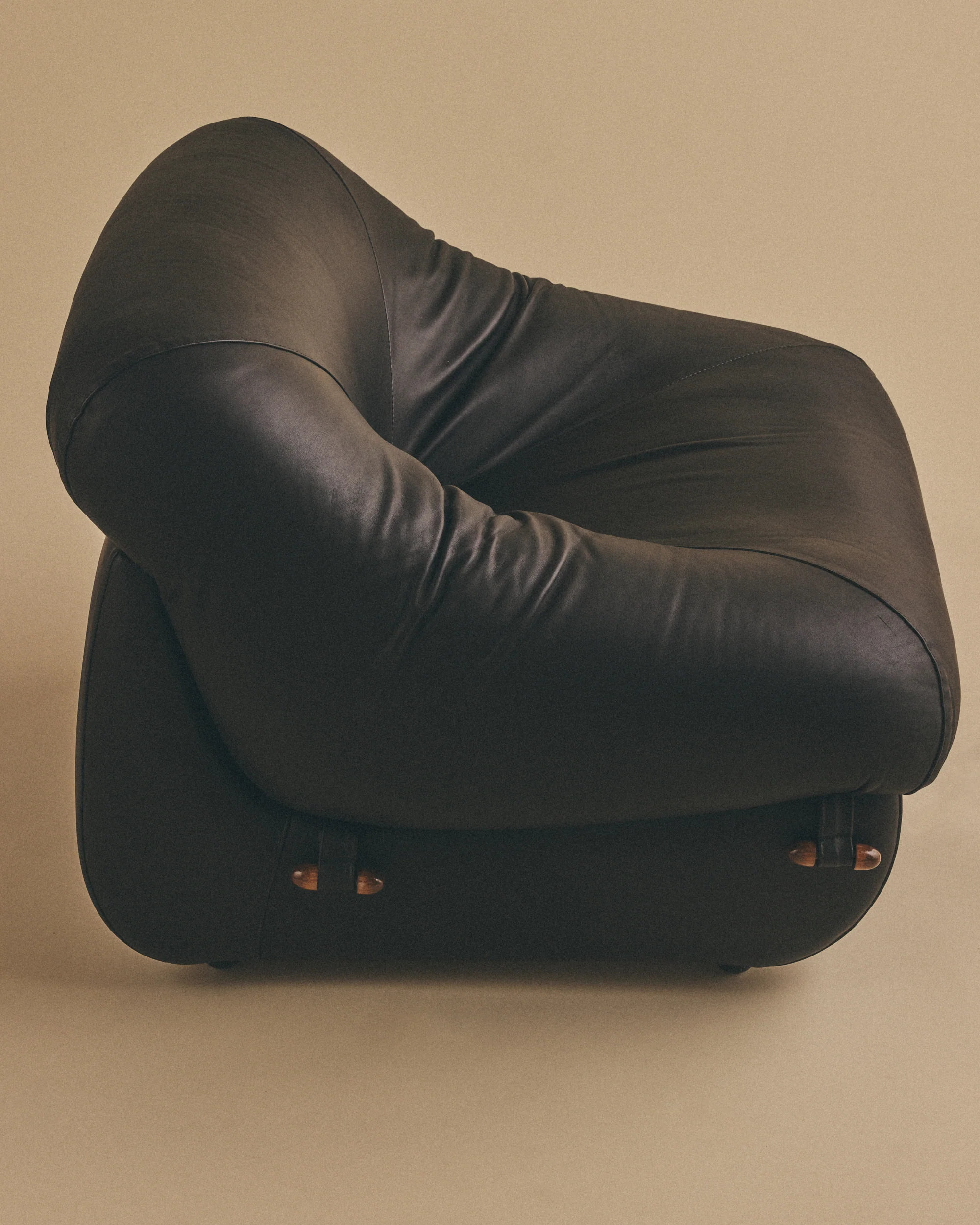Patate Lounge Chairs - Image 8