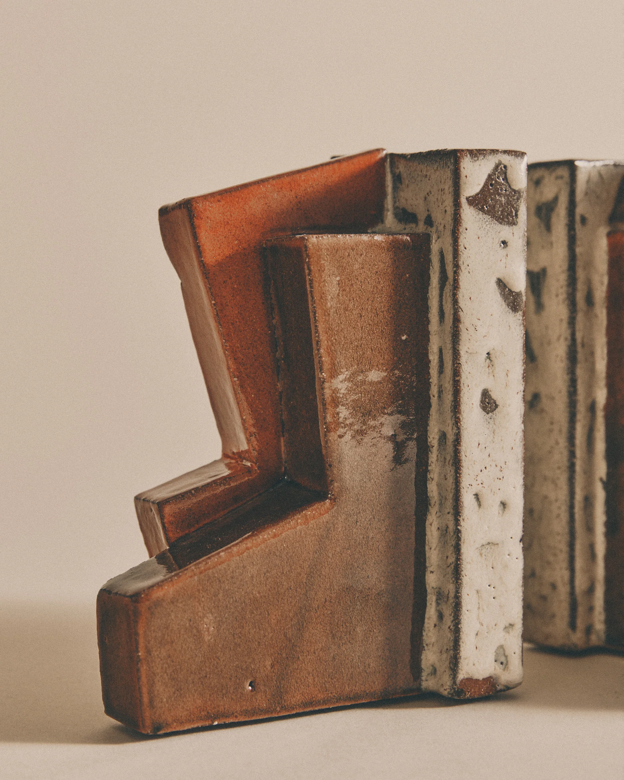 Pumpkin and Ivory Slab Bookends - Image 2