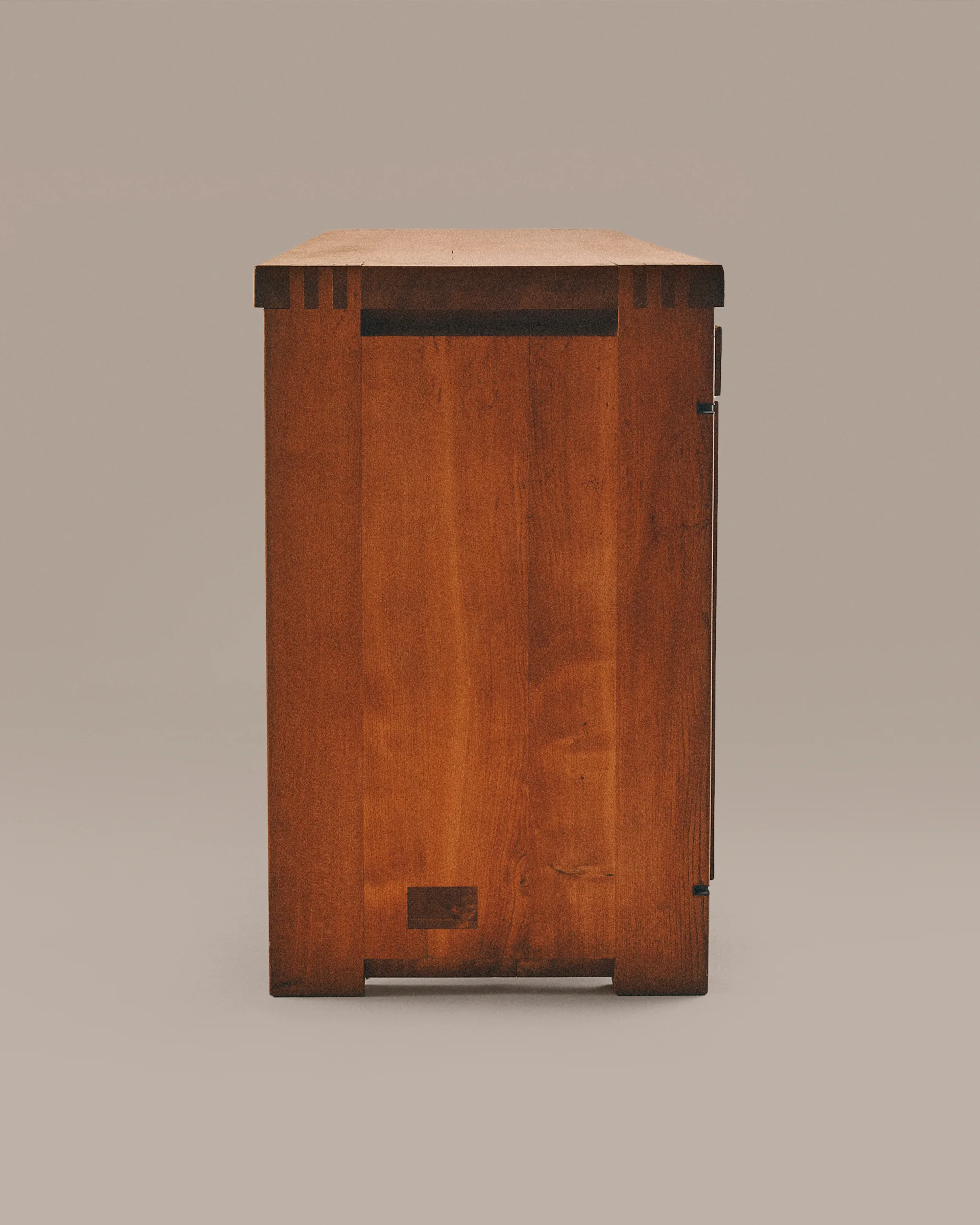 R08 Sideboard - Image 3