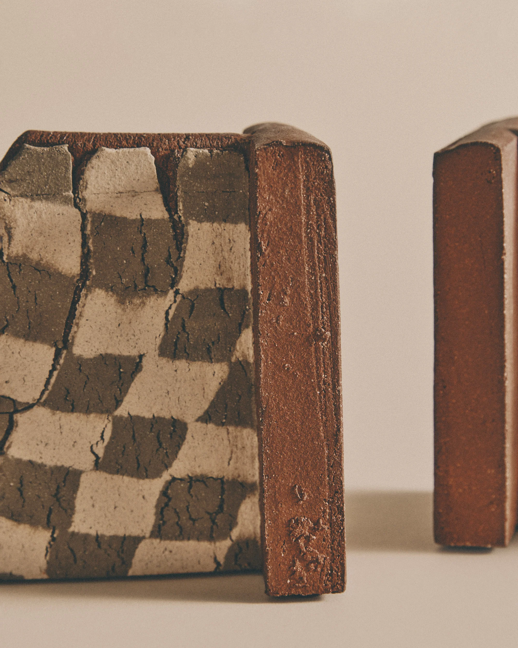 Sage and Ivory Nerikomi Bookends - Image 3