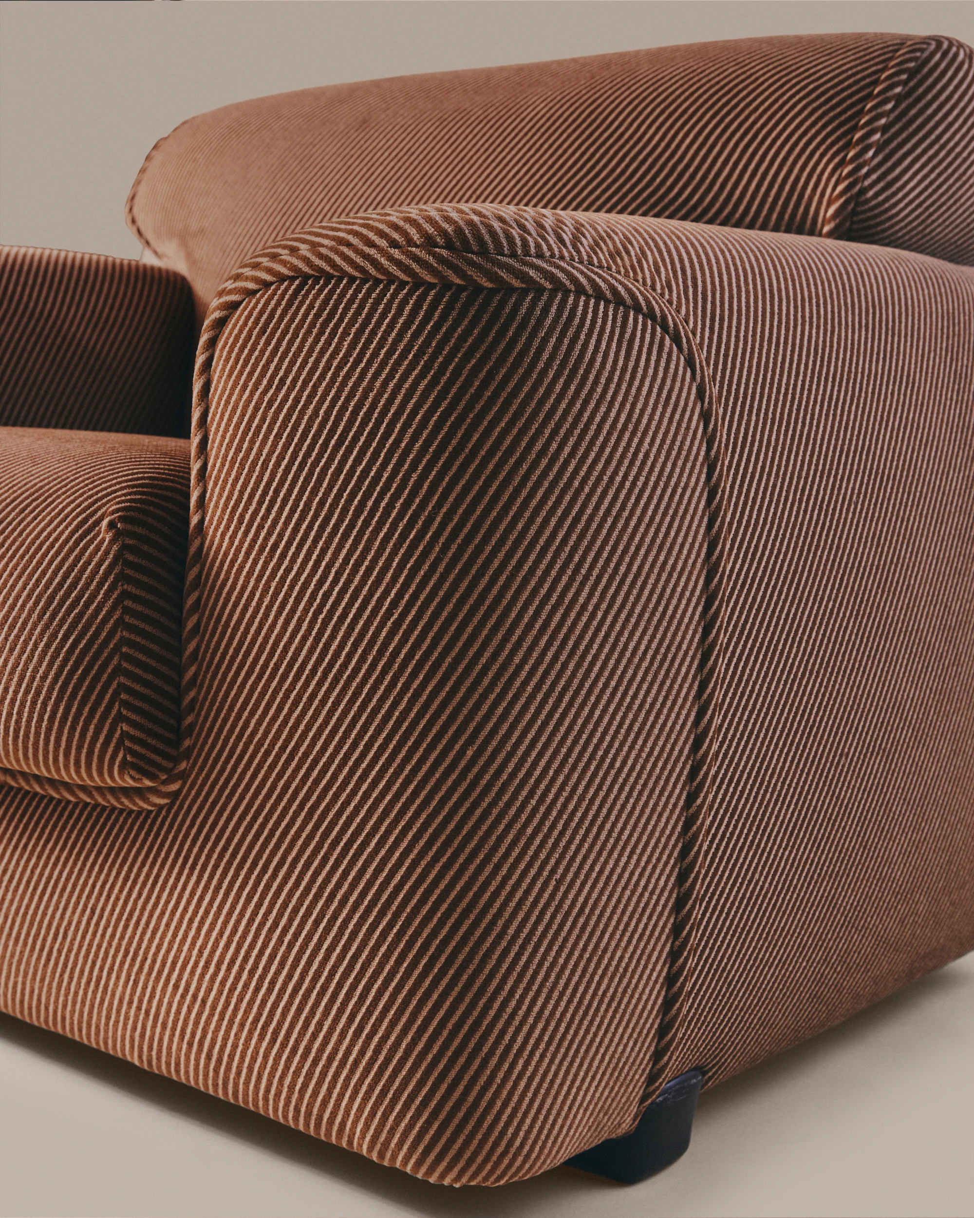 Soluna Armchairs - Image 2