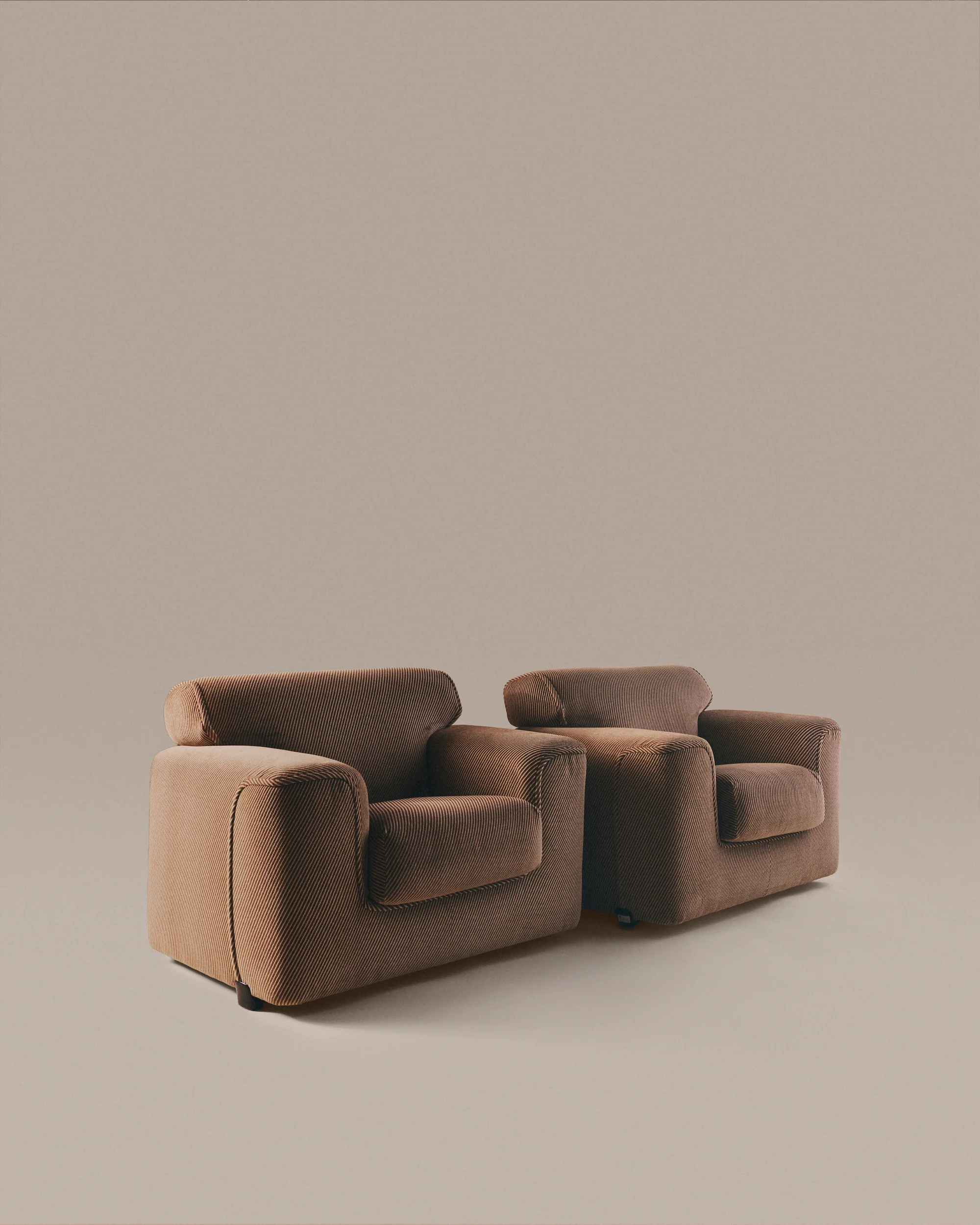 Soluna Armchairs - Image 3