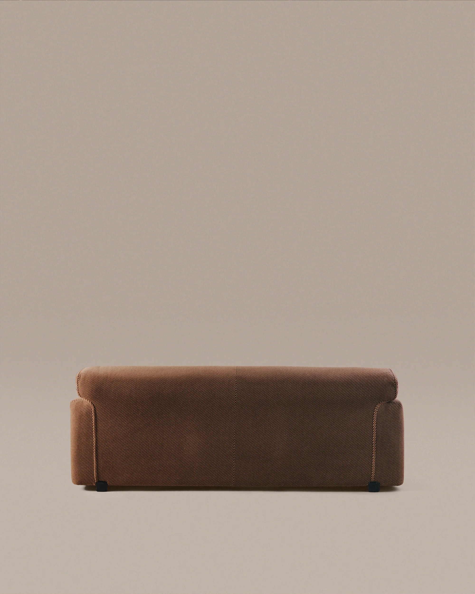 Soluna Sofa - Image 5