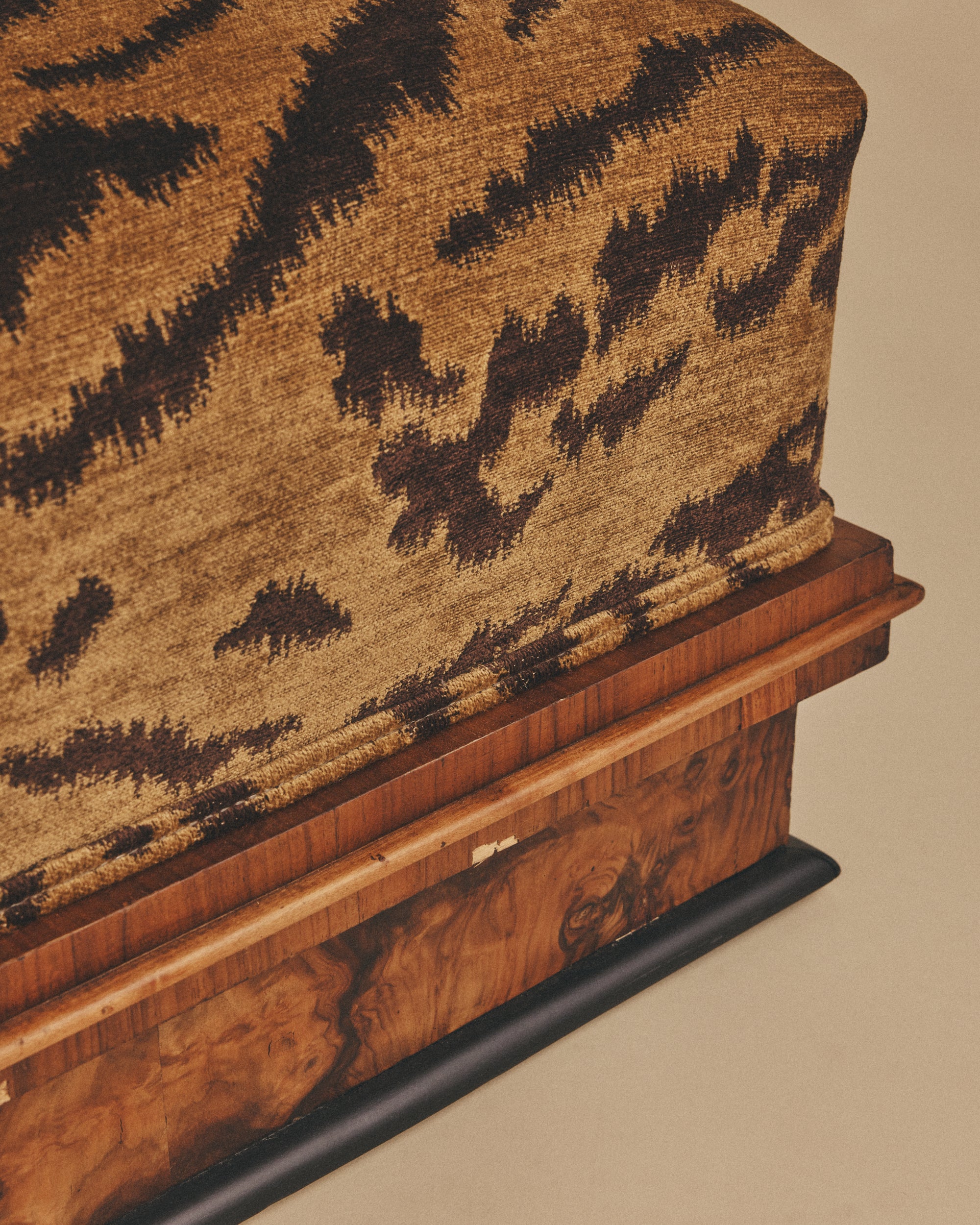Tigertooth Lounge Chairs - Image 9